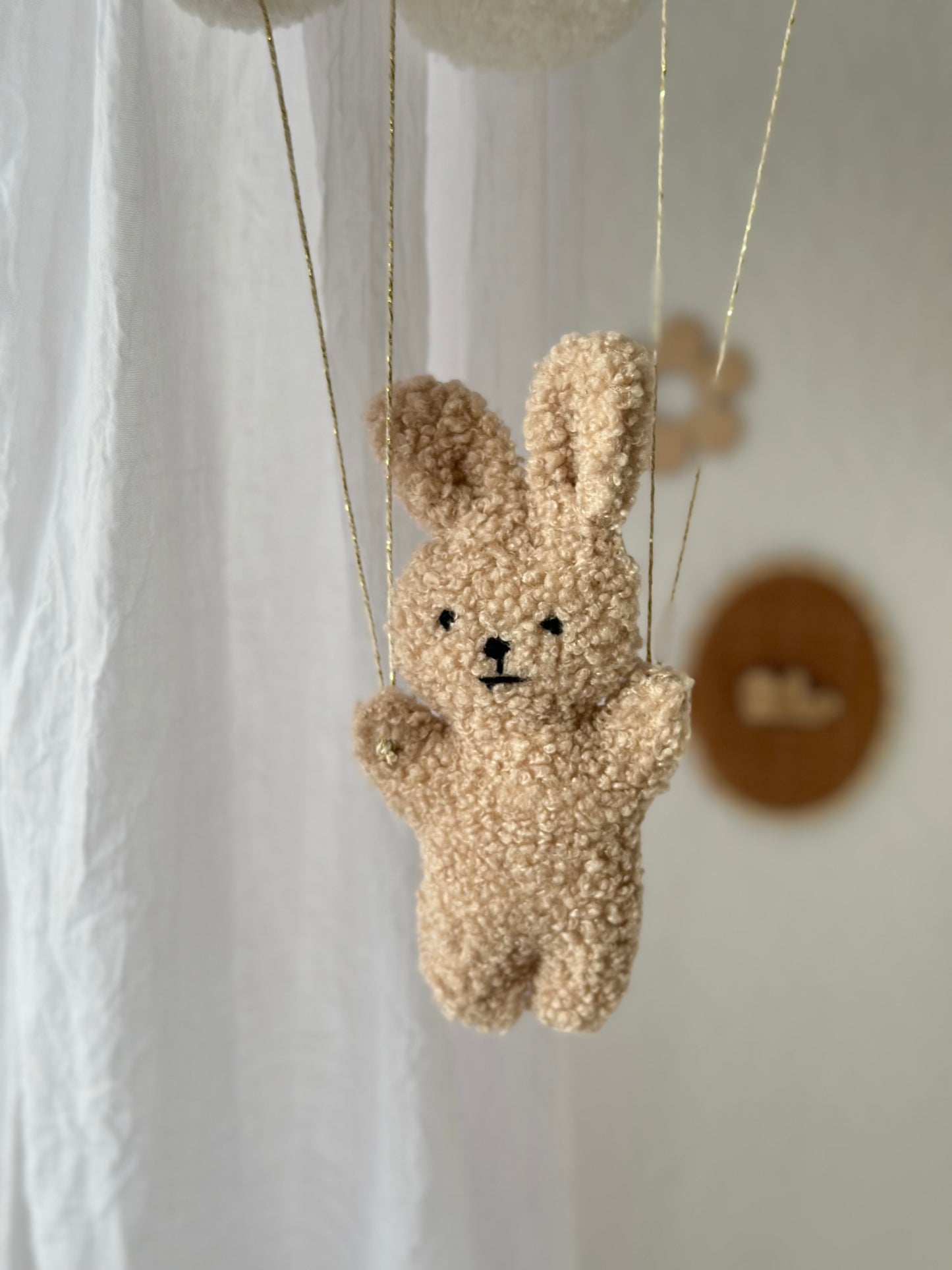 Hasen Mobile mit Gänseblume
