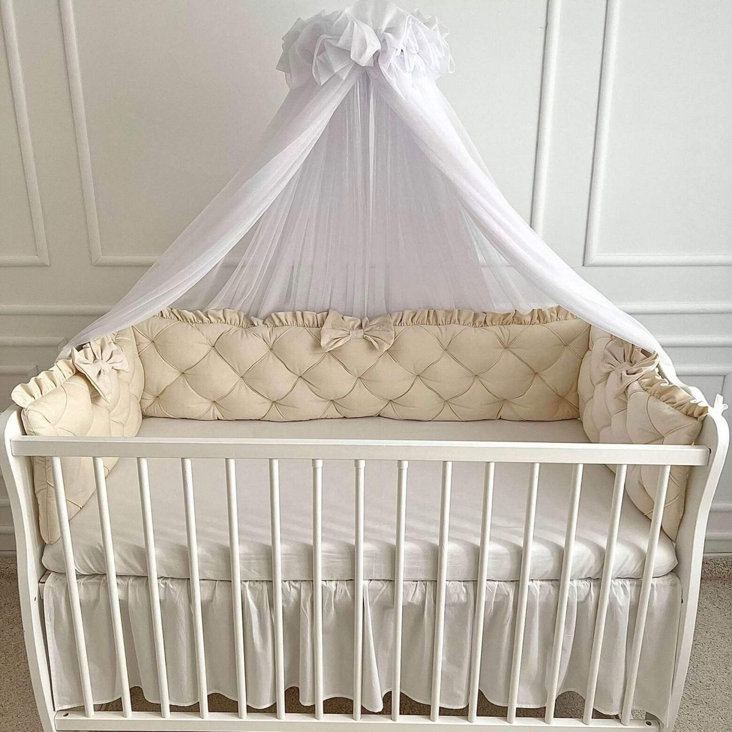 Bettumrandung gesteppt