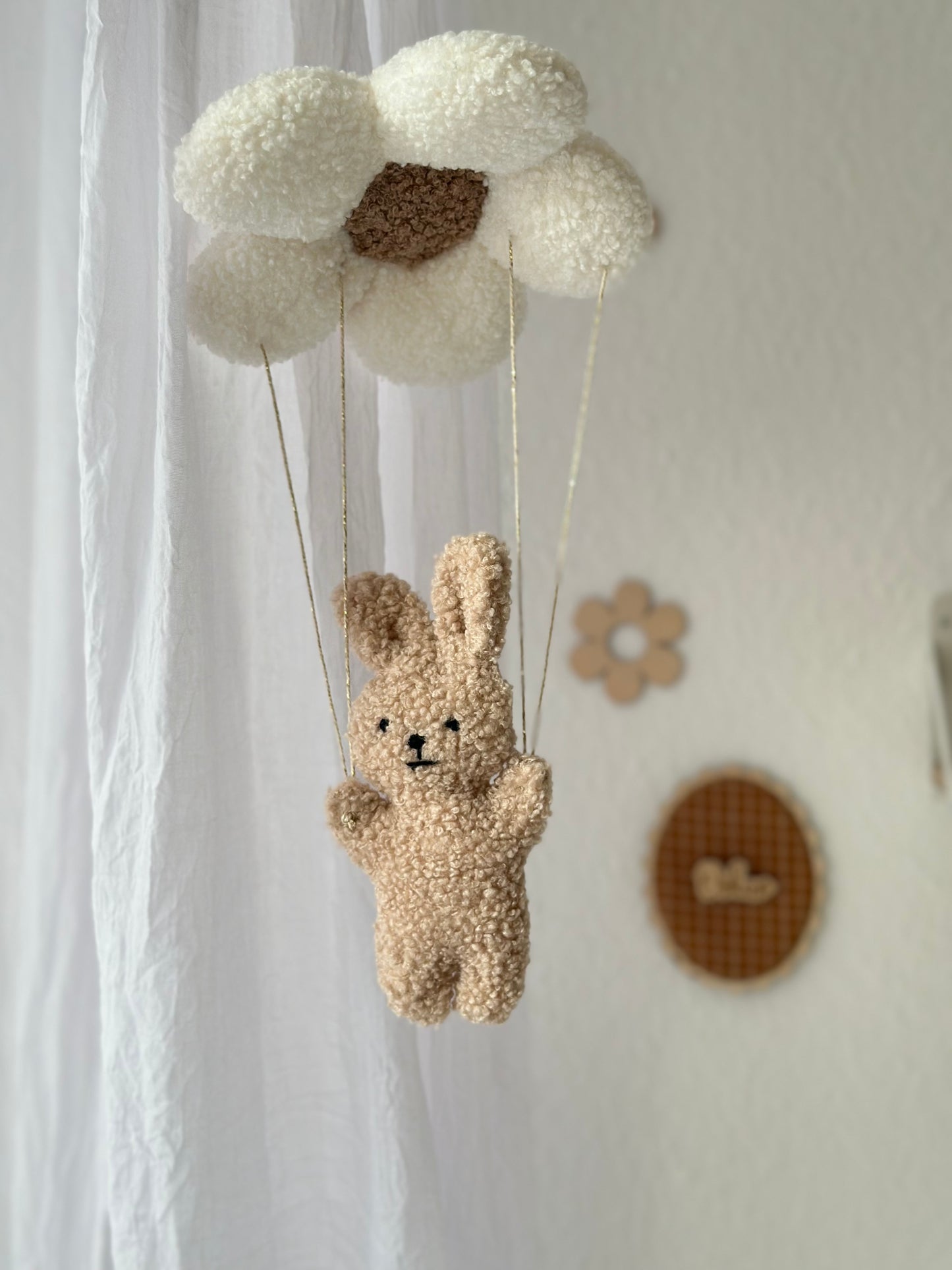 Hasen Mobile mit Gänseblume