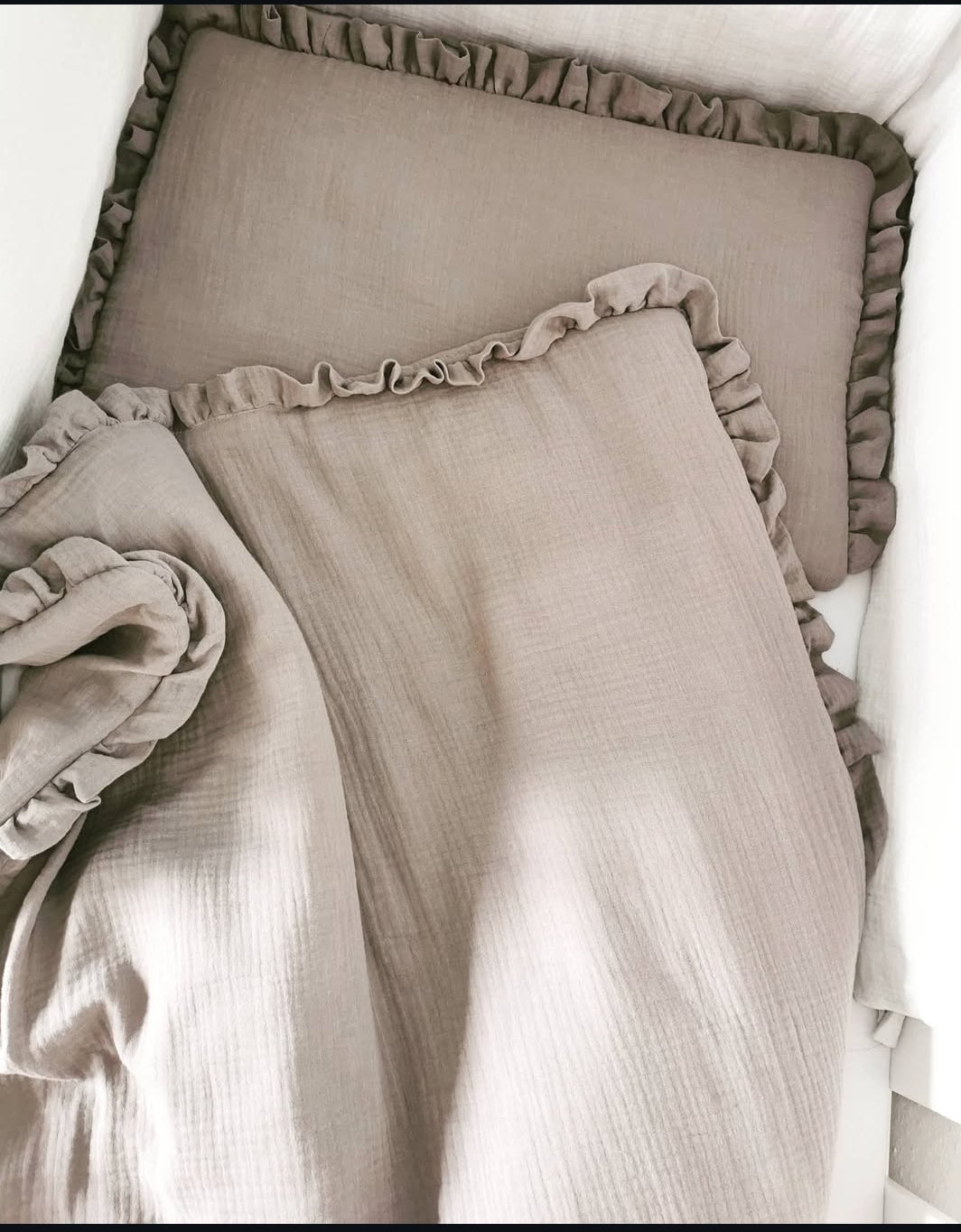 Musselin Bettwäsche-Set mit Rüschen – für Babys