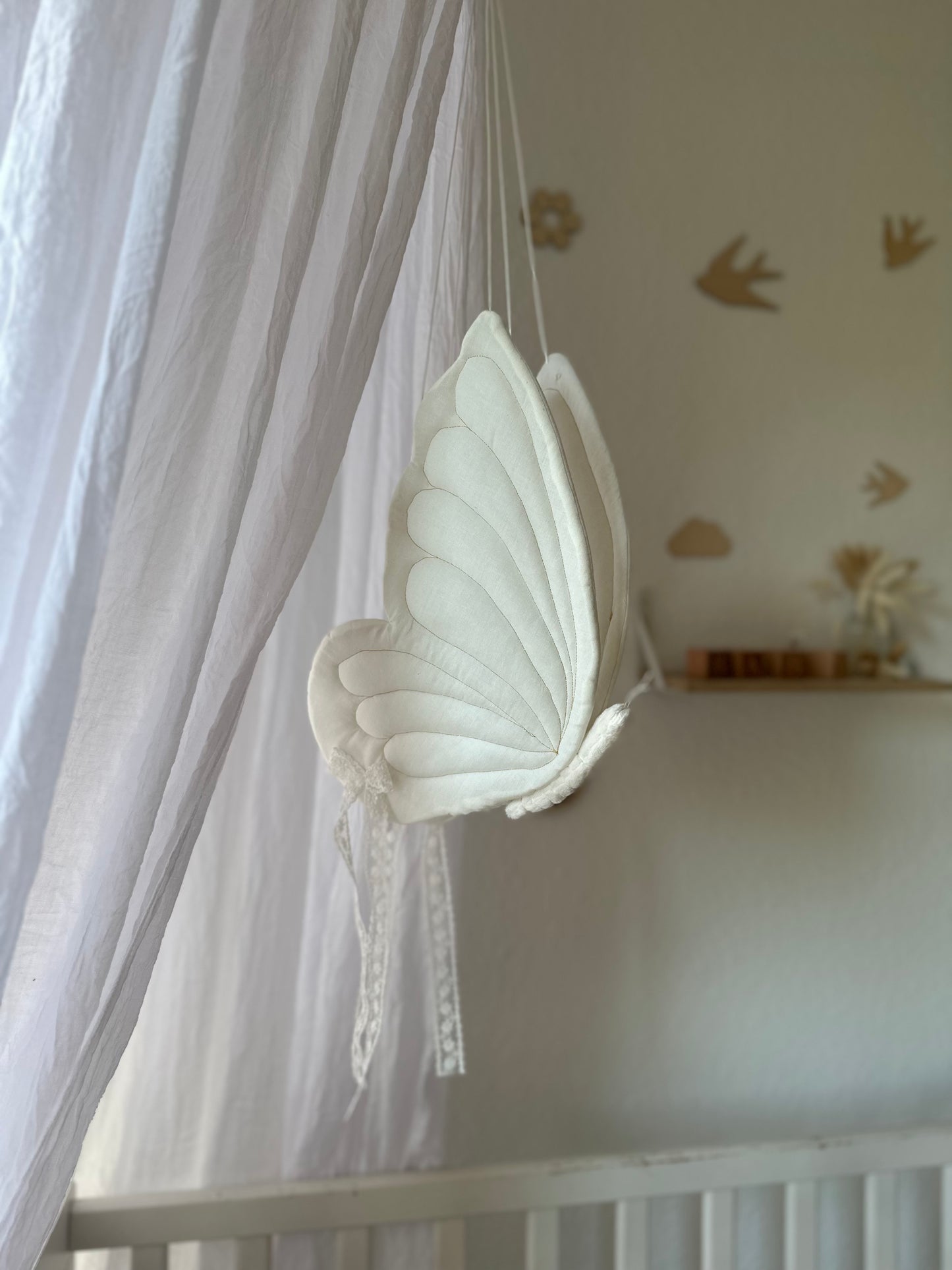 Schmetterling Mobile fürs Kinderzimmer Creme/Weiß