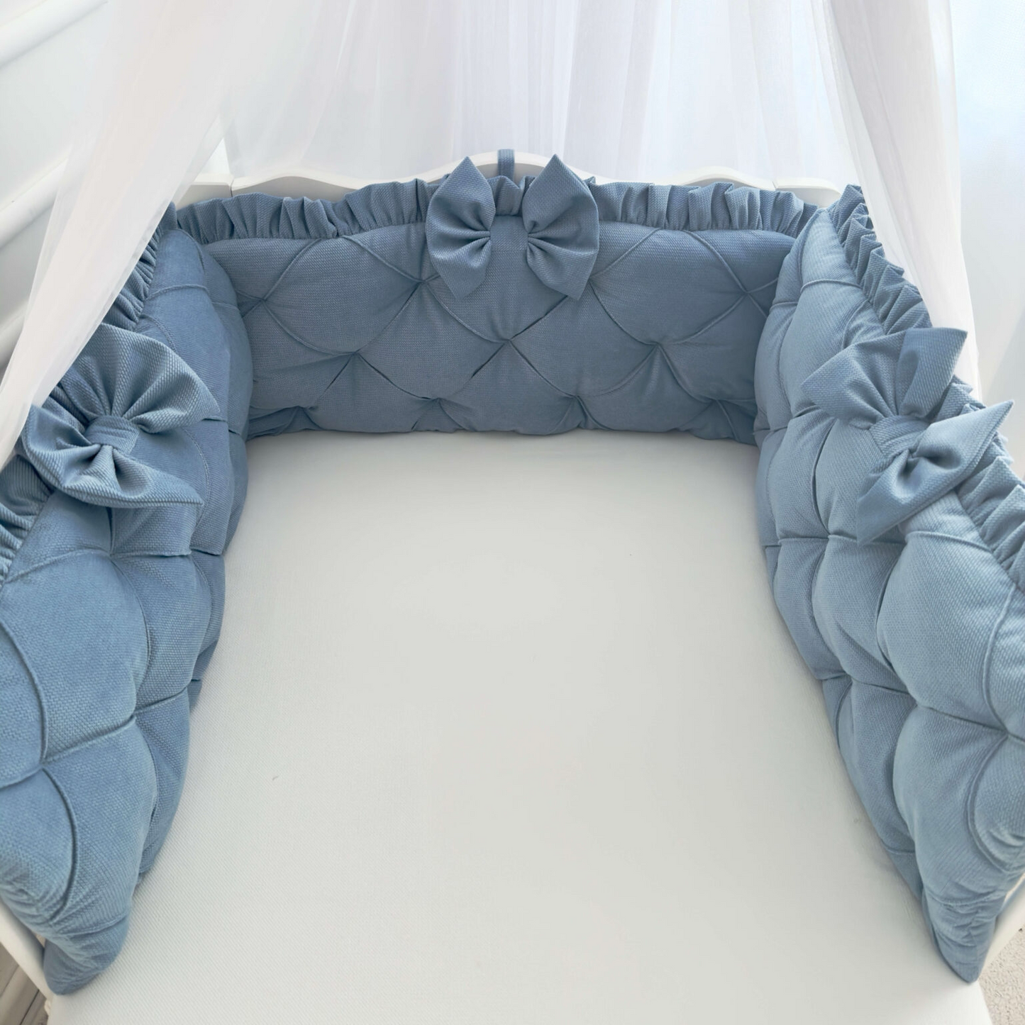 Bettumrandung gesteppt